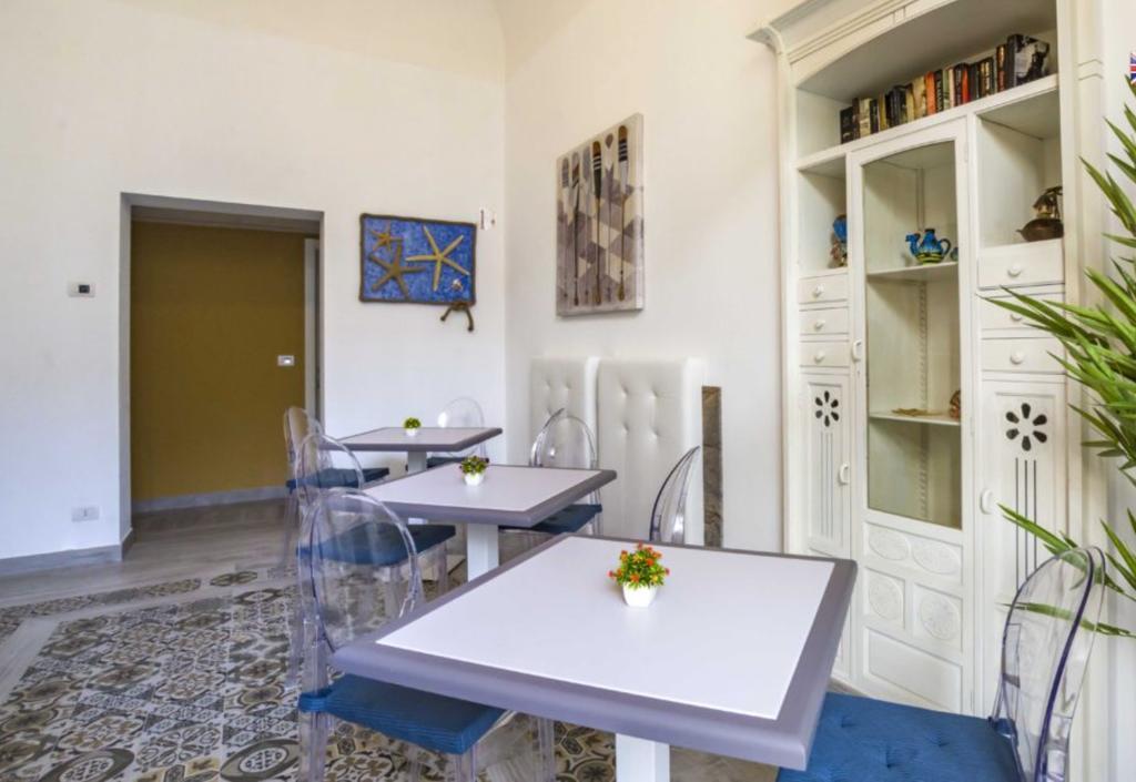 Porto Di Mare B&B โจวีนัซโซ ภายนอก รูปภาพ